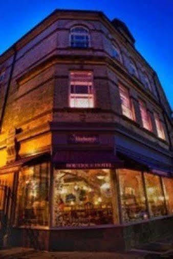 The Blueberry Hotel Pontypridd Bagian luar foto